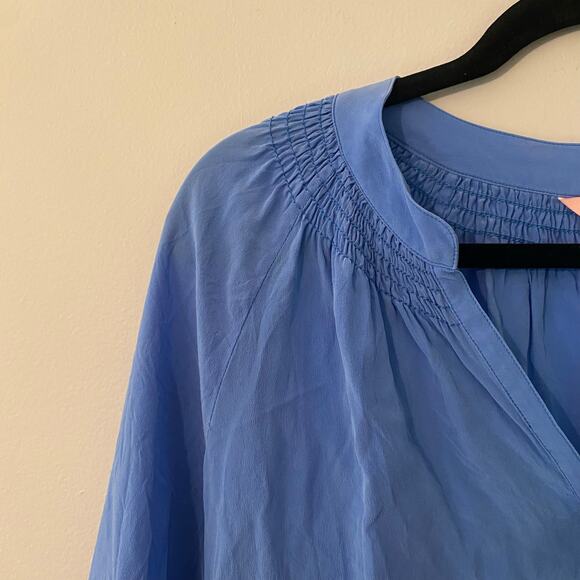 Lilly Pulitzer Blue Elsa 100% Silk Peasant Blouse Minimalist Women's size XL - Picture 3 of 10